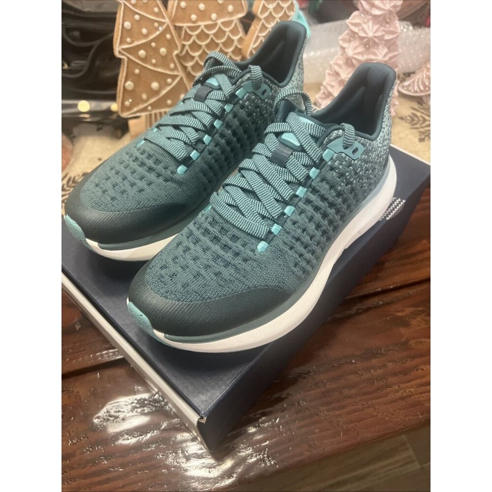 Rabbit Dream Chaser Running Shoes Women's size 7.5M Balsam MSRP $160